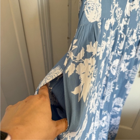 NWT House of Lacuna Tuscany Blur Coconut floral dress size large - Picture 8 of 10